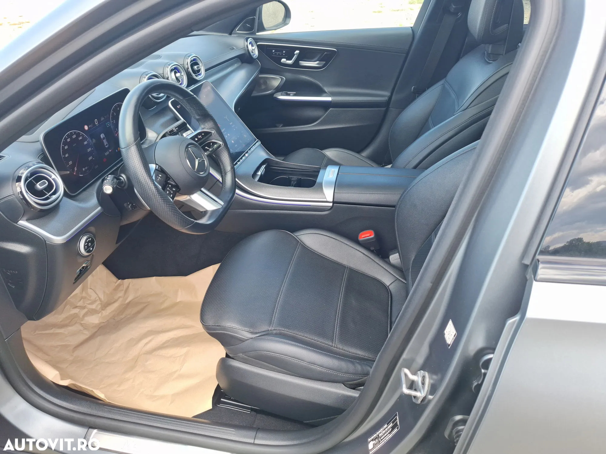 Mercedes-Benz C 300 4Matic T 9G-TRONIC - 10