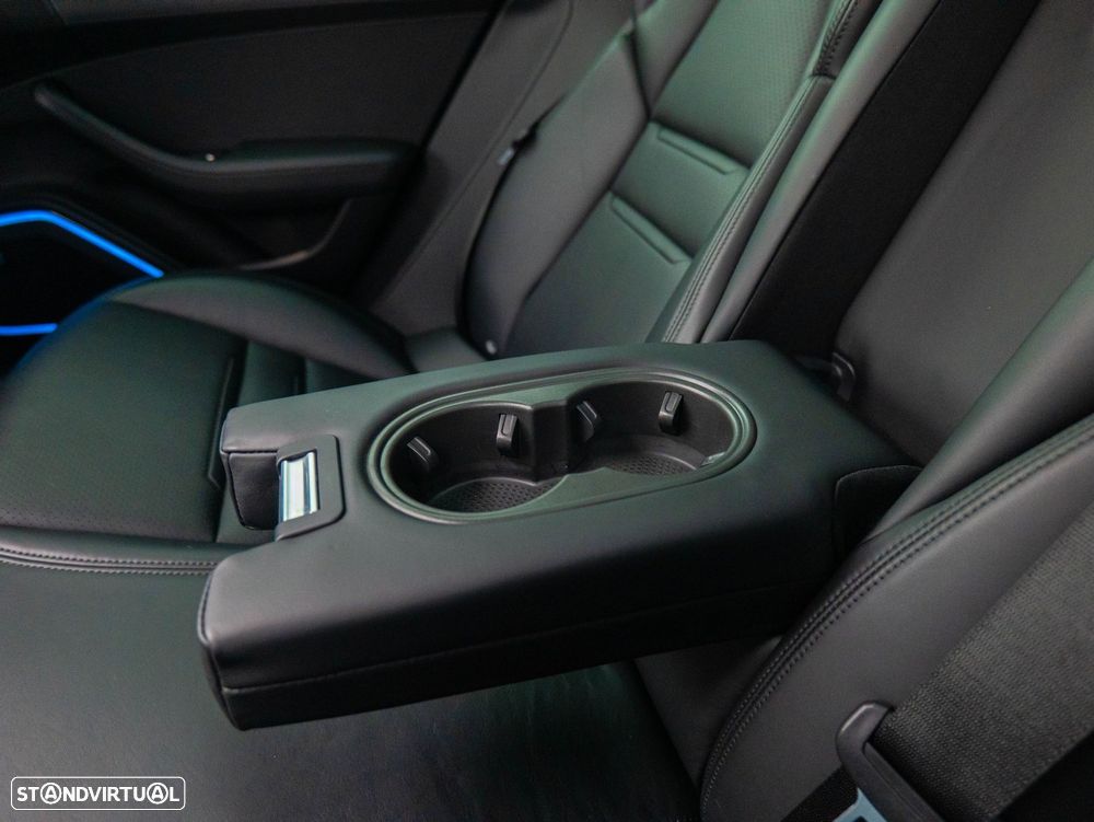 Porsche Panamera Sport Turismo 4 E-Hybrid - 30