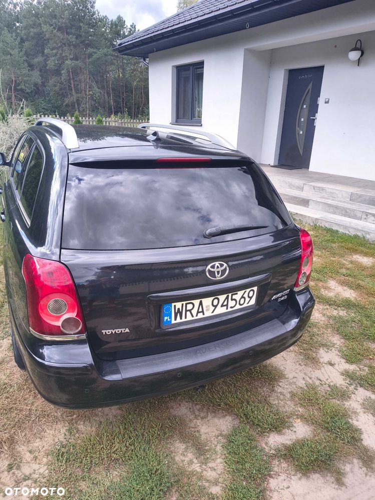 Toyota Avensis - 4