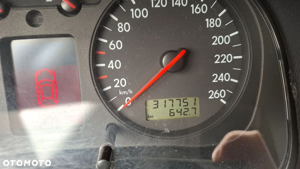 Volkswagen Golf 1.9 TDI Basis - 20