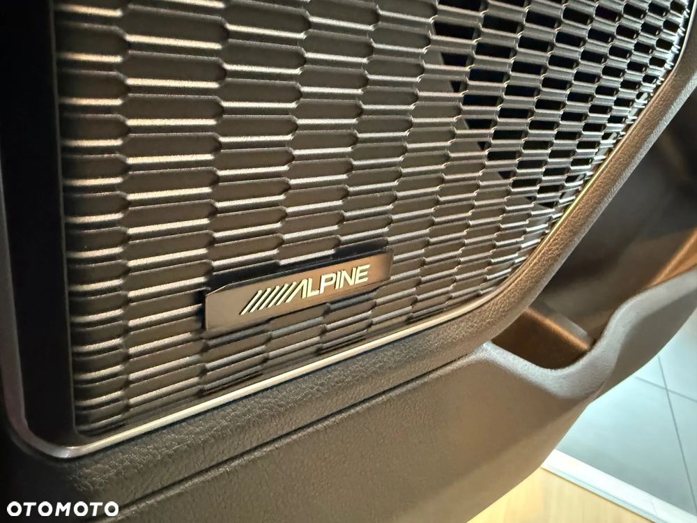 Jeep Grand Cherokee - 8