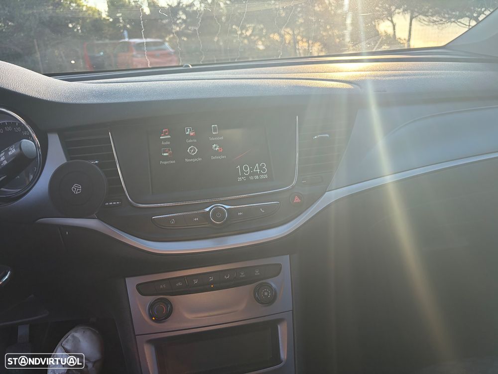 Opel Astra 1.2 T Edition - 21