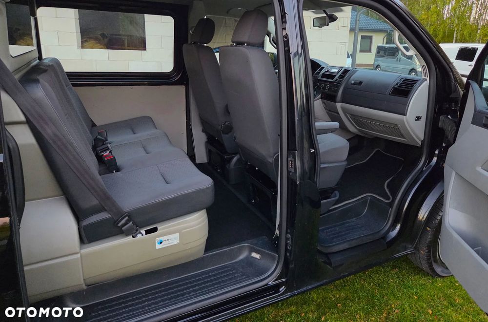 Volkswagen Transporter T5 - 21