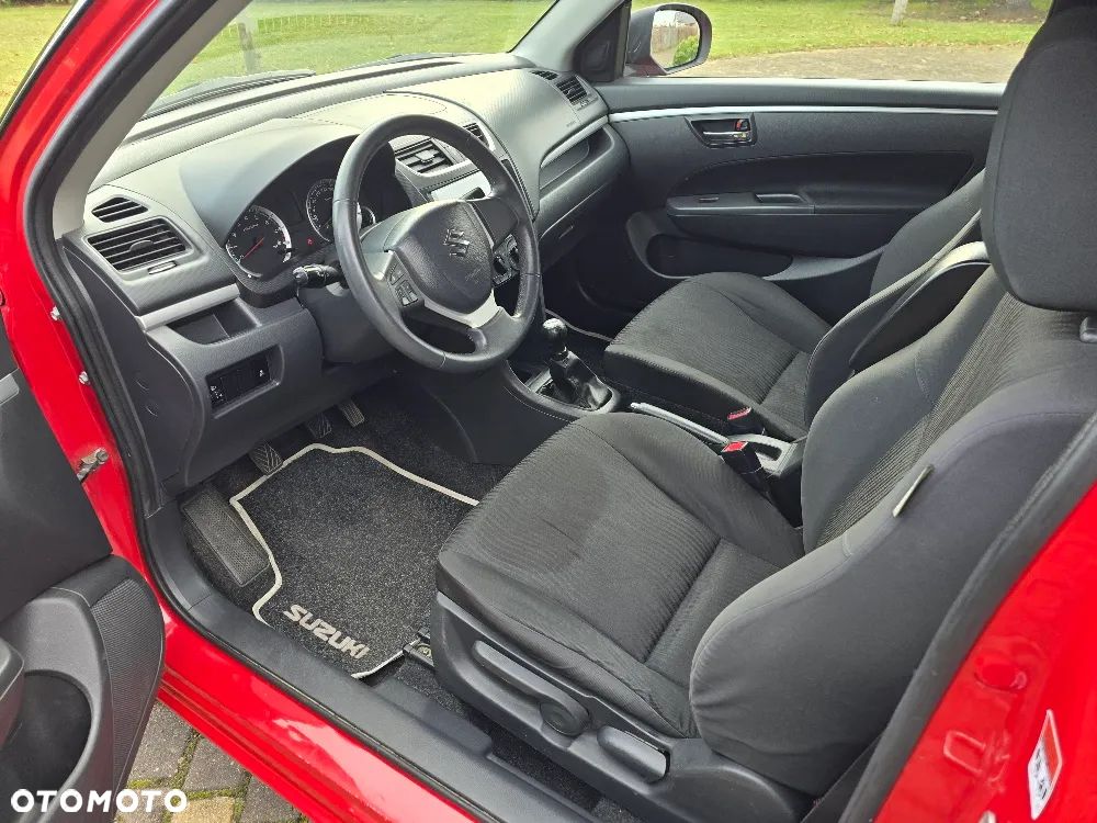 Suzuki Swift 1.2 Premium - 11