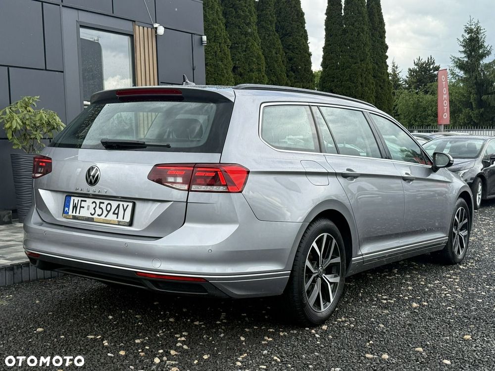 Volkswagen Passat - 9