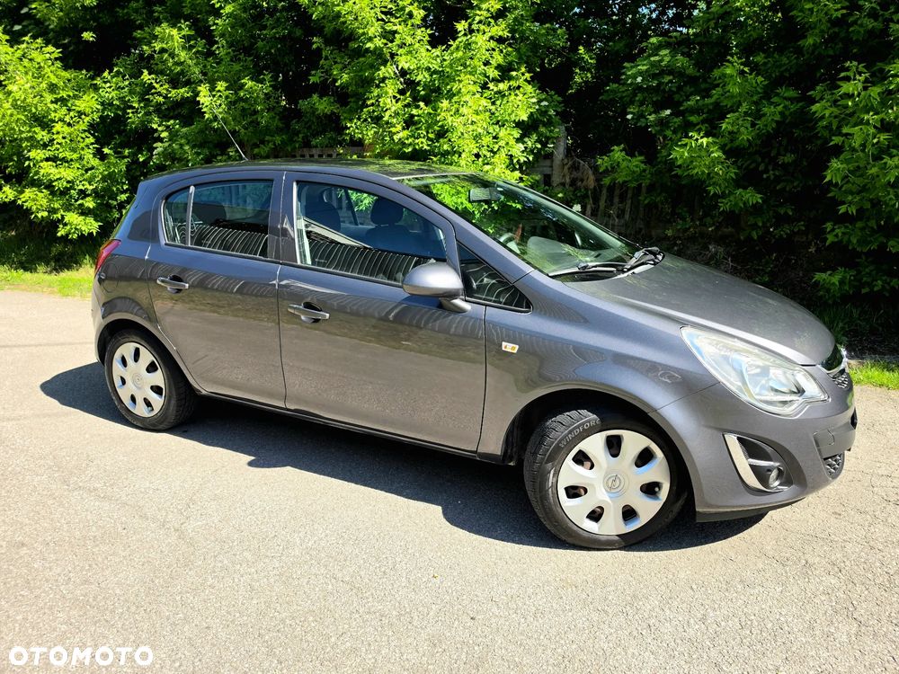 Opel Corsa 1.2 16V Essentia - 16