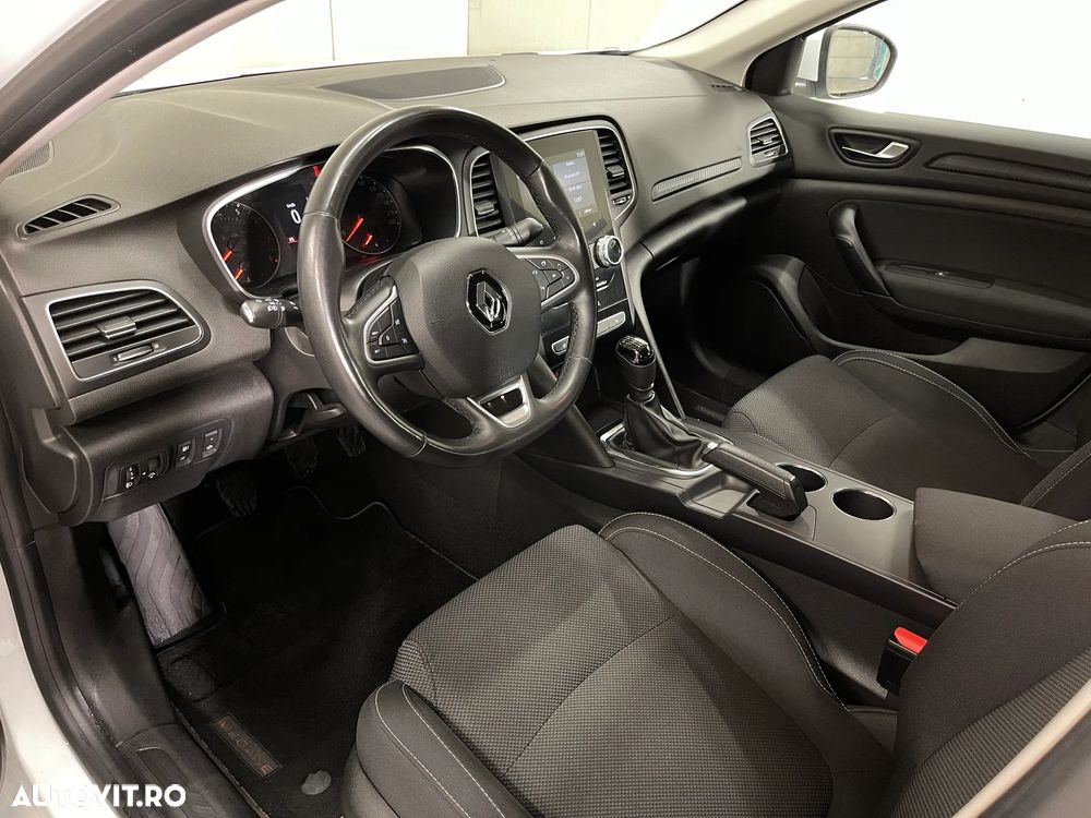 Renault Megane TCe 140 GPF Equilibre - 6
