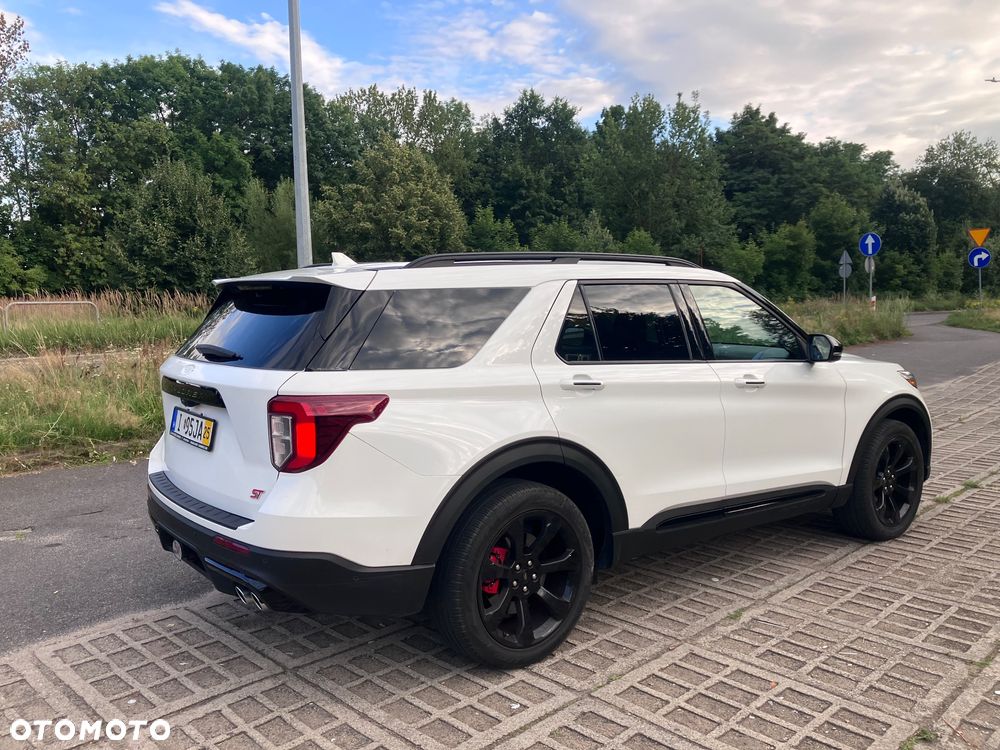 Ford Explorer - 4