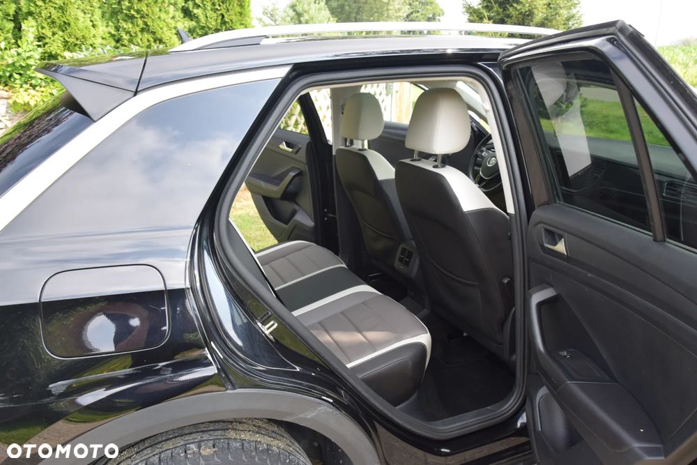 Volkswagen T-Roc 1.5 TSI ACT Premium - 27