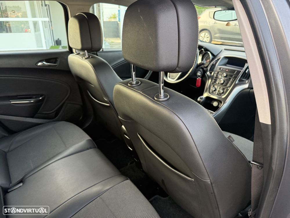 Opel Astra Sports Tourer 1.7 CDTi Cosmo - 19