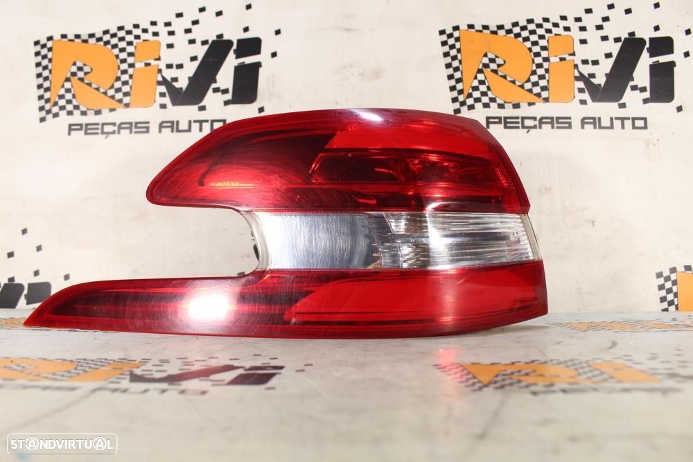 Farolim Esquerdo Peugeot 308 Sw Ii  9678093980 / Carrinha Chassi Condu - 1