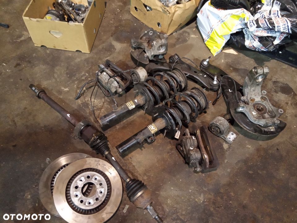 ford taurus x mercury sable zwrotnica lewa prawa przod przednia 3.5 3.7 v6 steering knuckle left right front 2008 2009 2010 BENZYNA - 3