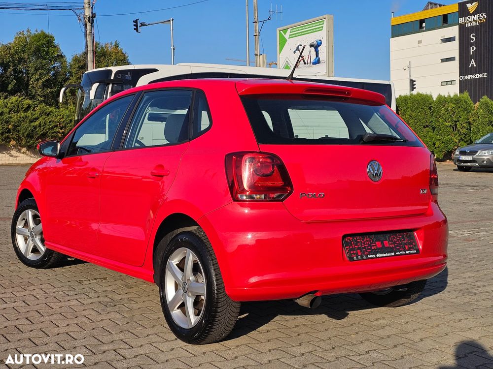 Volkswagen Polo 1.2 TSI DSG Blue Motion Technology Comfortline - 4