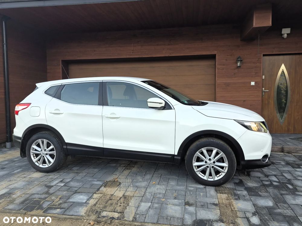 Nissan Qashqai 2015 photo 2