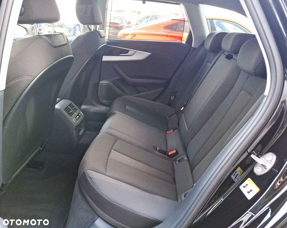 Audi A4 Allroad - 23