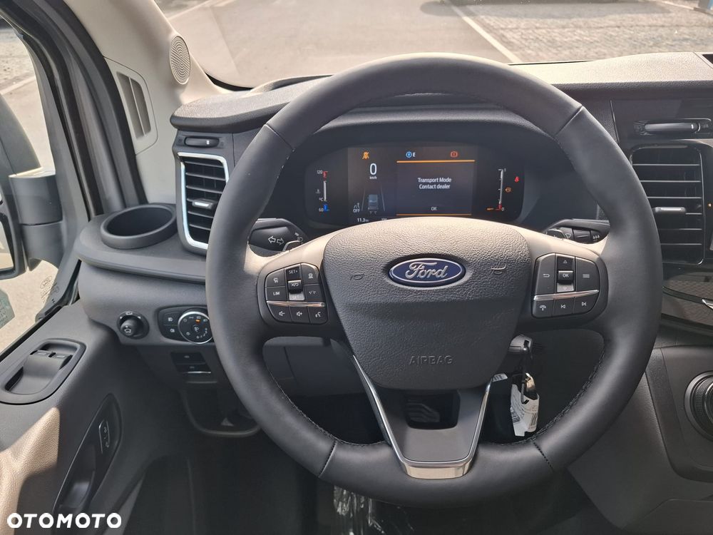 Ford Transit - 18