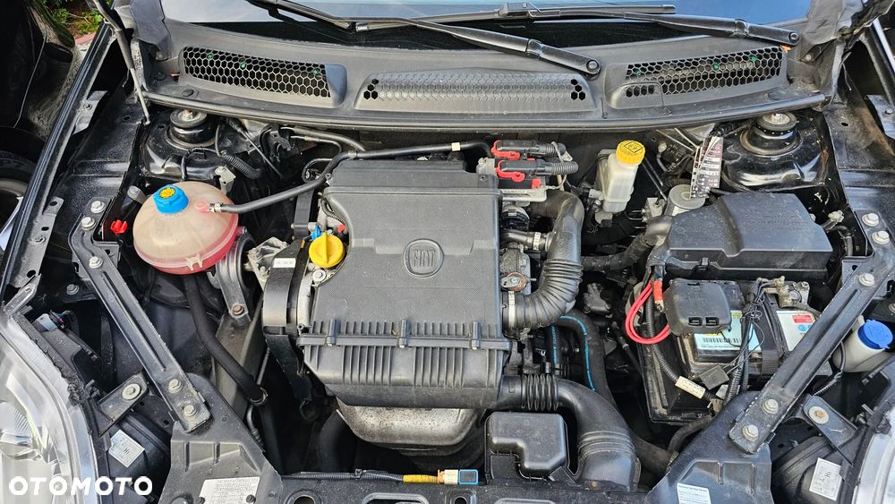 Fiat Bravo 1.4 16V Racing - 38