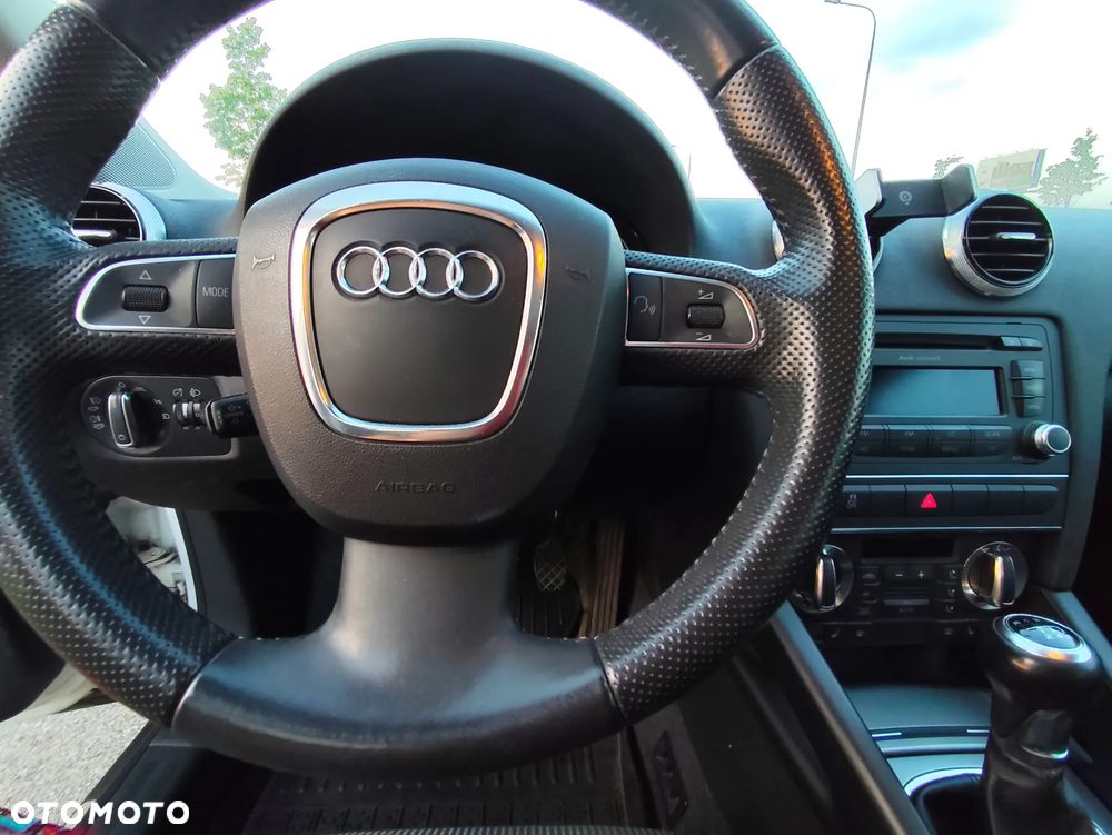Audi A3 Sportback 1.4 TFSI Ambiente - 5