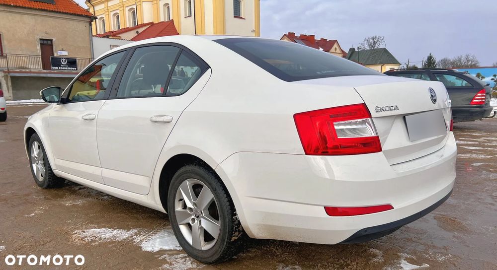 Skoda Octavia 2.0 TDI Style - 7