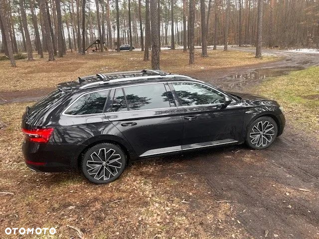 Skoda Superb 2.0 TDI SCR 4x4 L&K DSG - 11