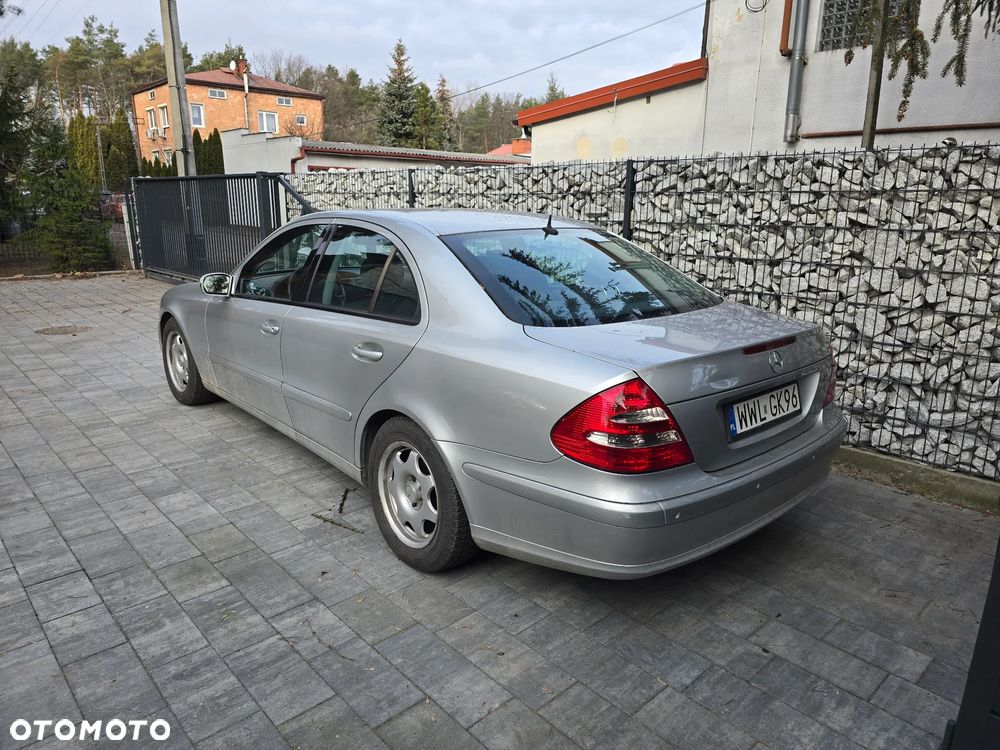 Mercedes-Benz Klasa E - 2