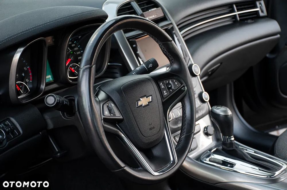 Chevrolet Malibu - 36