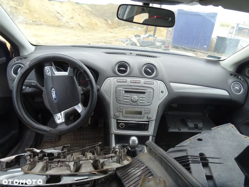 Ford Mondeo Mk4 (lakier A8) części maska zderzak błotniki drzwi deska konsola lampy - 8