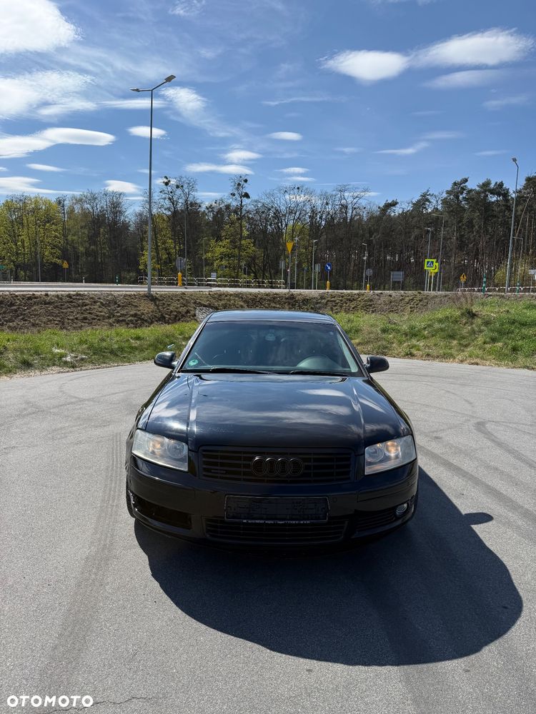 Audi A8 3.7 Quattro - 2