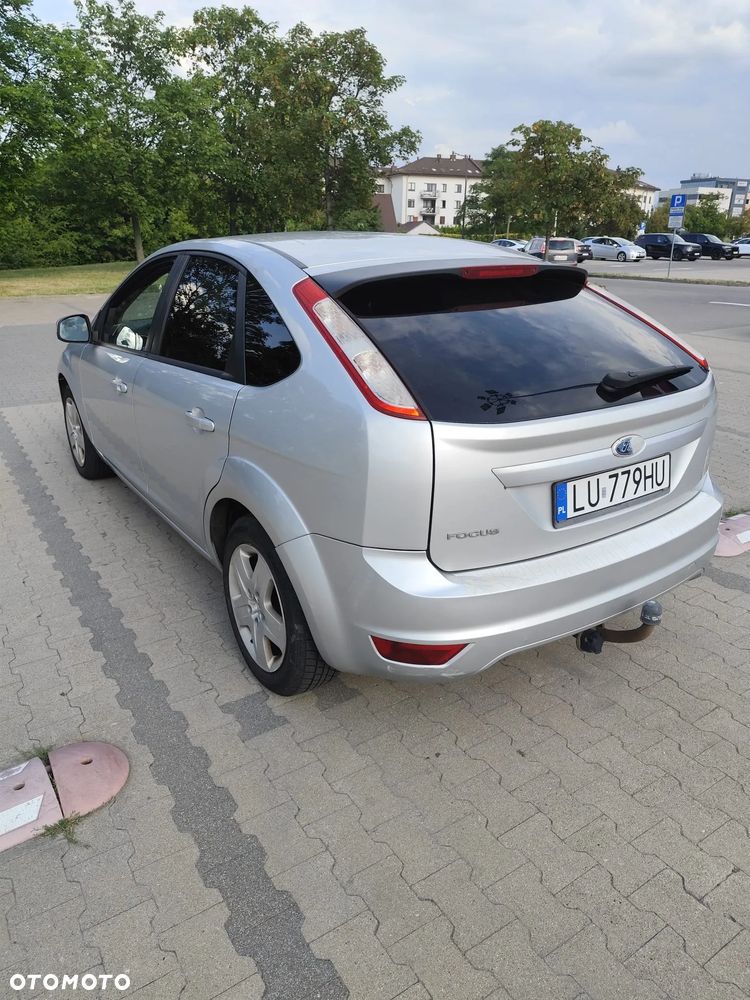 Ford Focus 1.6 16V Ambiente - 5