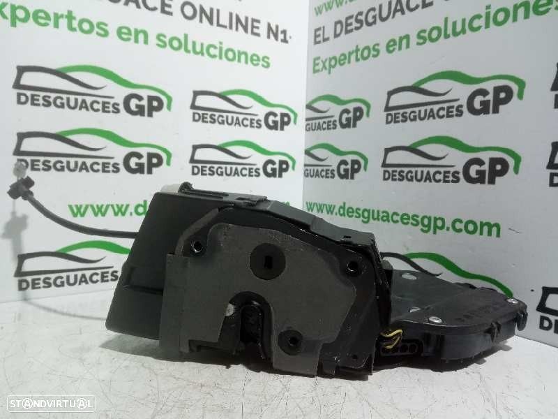 FECHADURA PORTA TRASEIRA DIREITA LAND ROVER RANGE ROVER SPORT 2014 - - 1