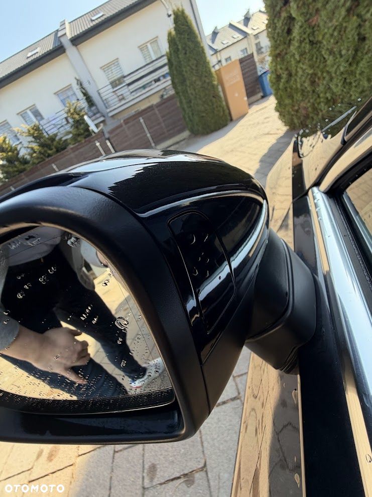 Volkswagen Passat - 22