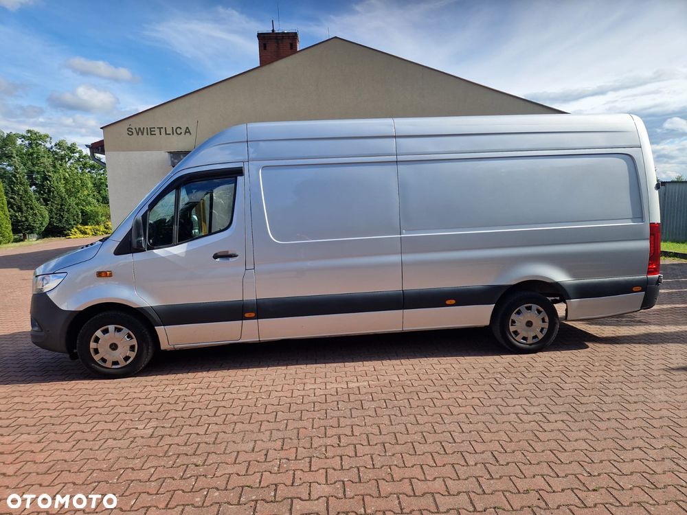 Mercedes-Benz Sprinter - 7