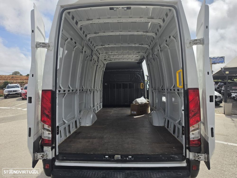 Iveco Daily 2.3D 35S16 Longa - 11