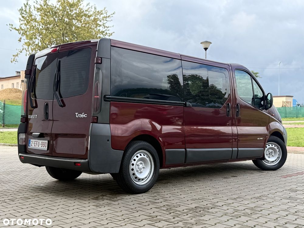 Renault Trafic 2.5 dCi L2H1 - 22