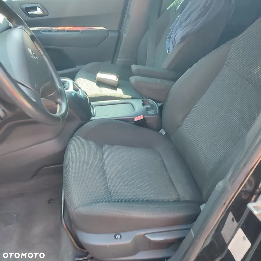 Peugeot 5008 - 7