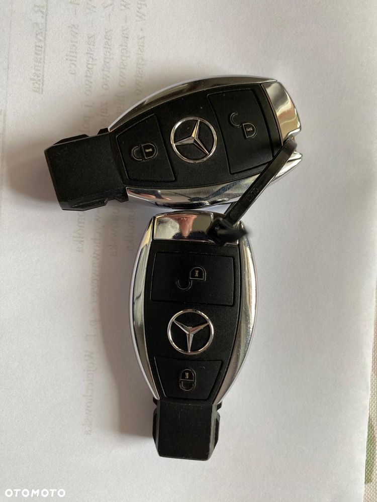 Mercedes-Benz GLA 250 4Matic 7G-DCT AMG Line - 15