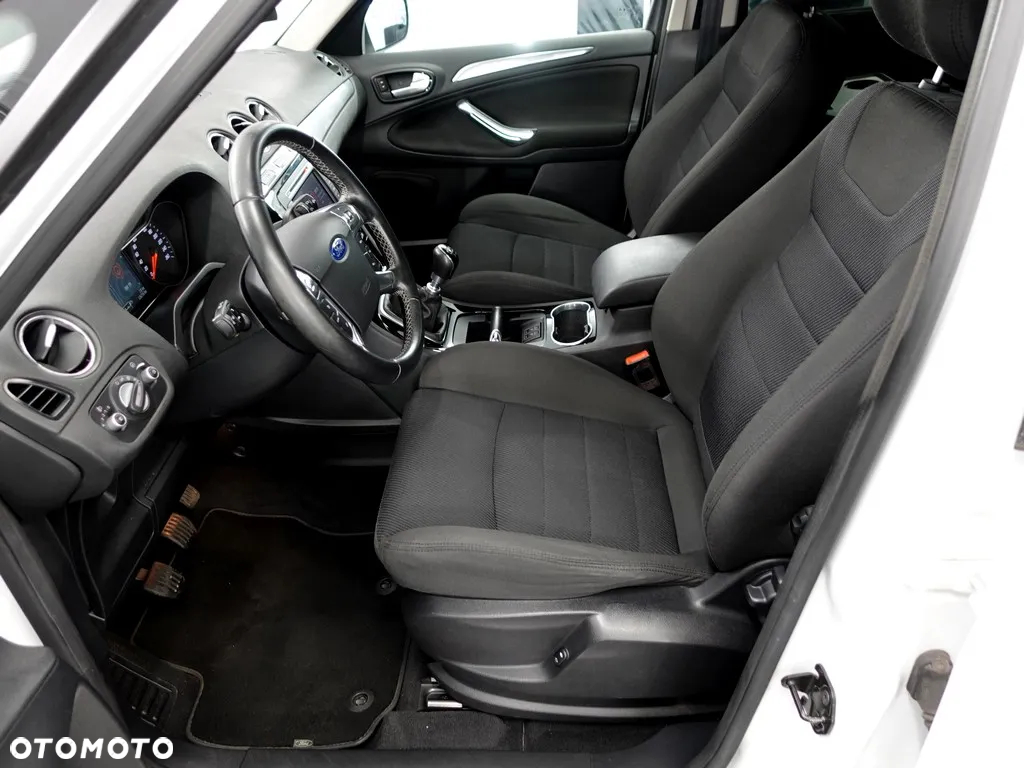 Ford S-Max 2.0 TDCi Titanium - 8