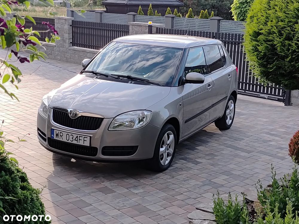 Skoda Fabia 1.4 16V STYLE Edition - 1