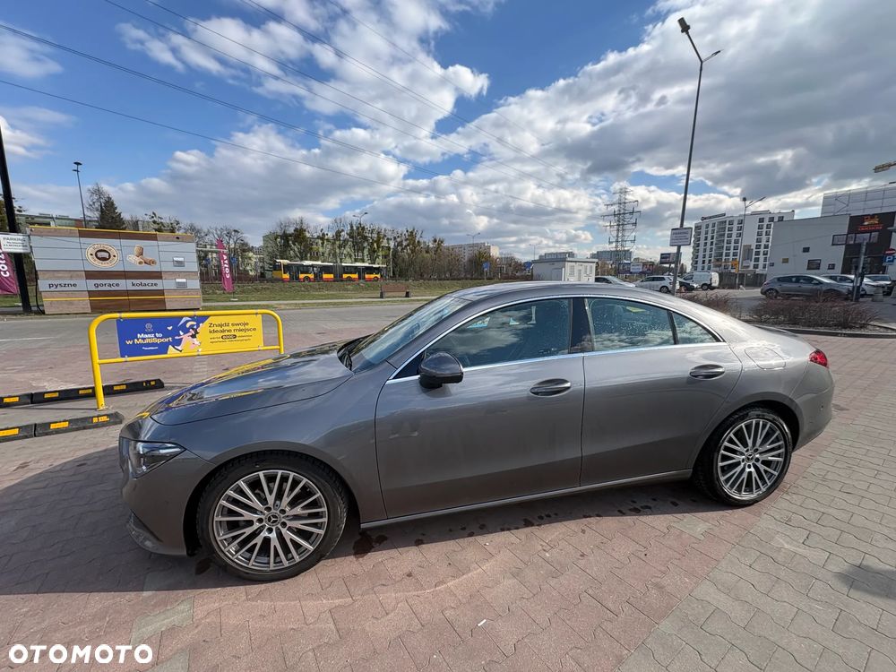Mercedes-Benz CLA 180 Progressive 7G-DCT - 6
