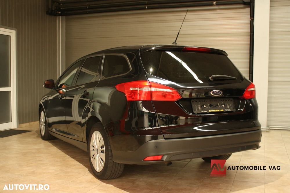 Ford Focus 1.5 TDCi DPF Start-Stopp-System Business - 7