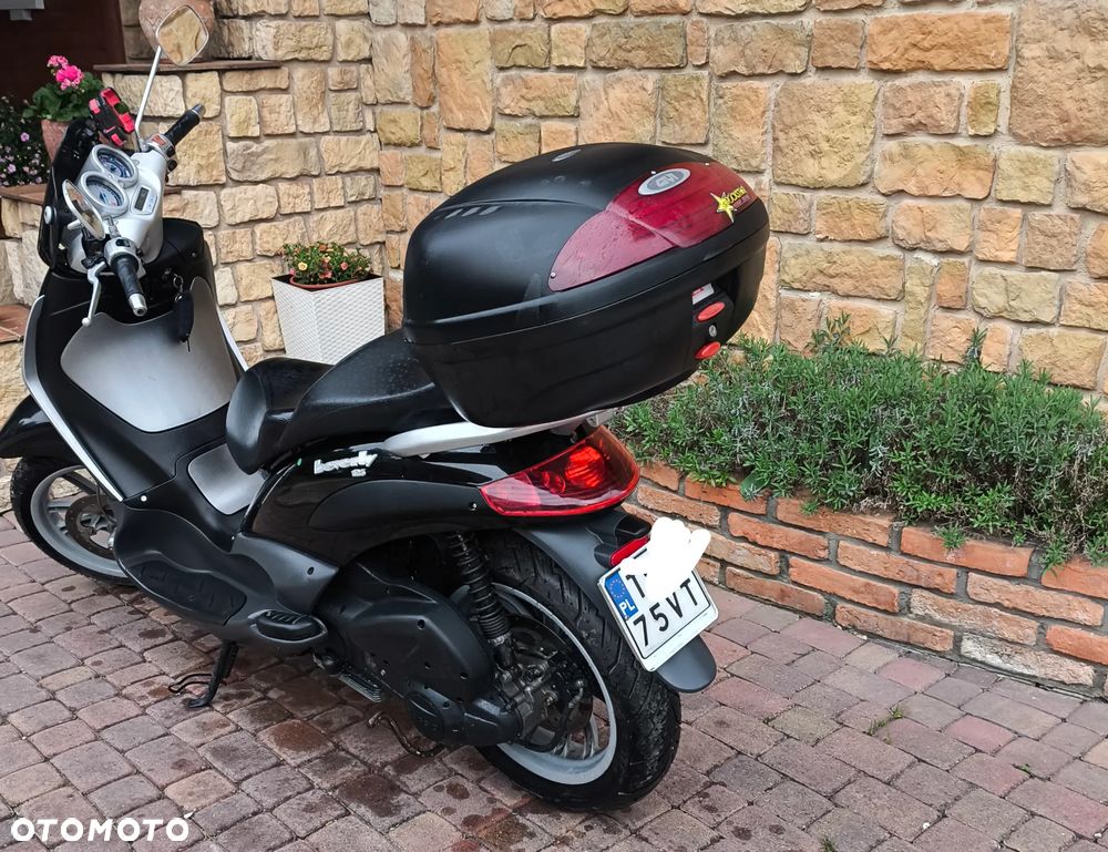 Piaggio Beverly - 10