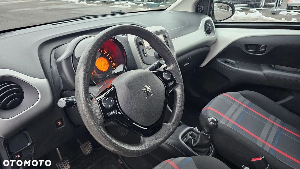 Peugeot 108 - 10