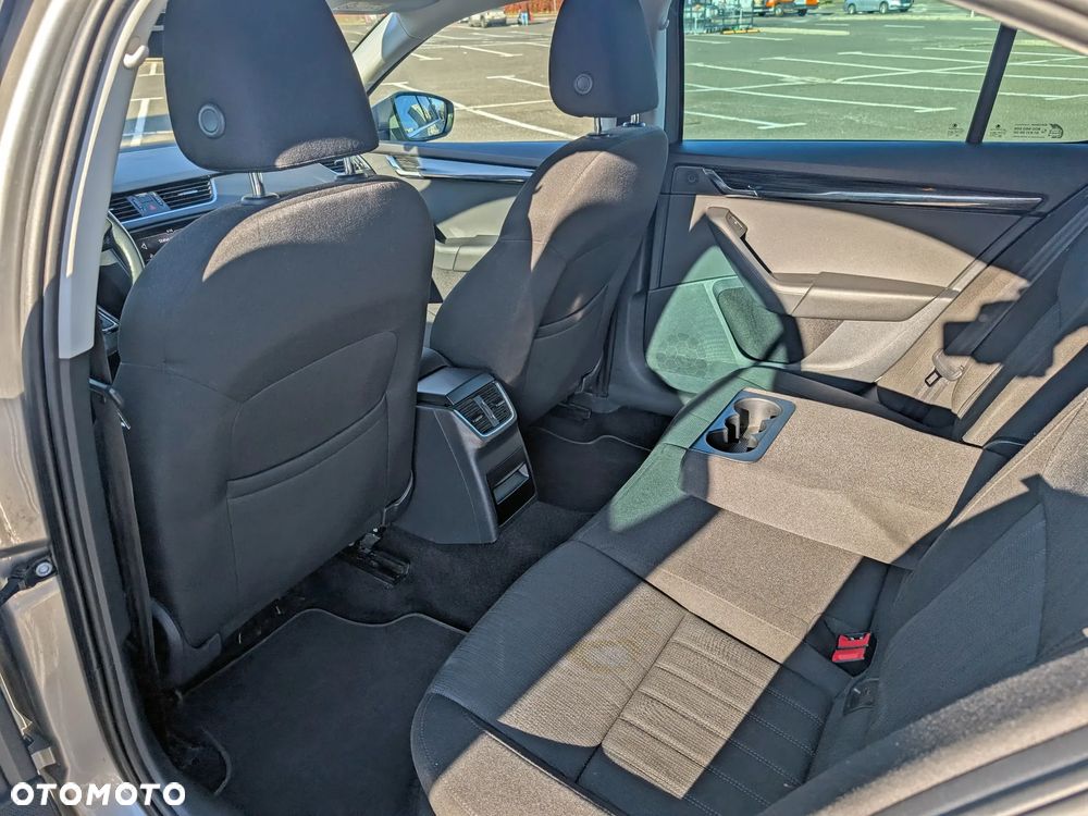 Skoda Octavia - 10