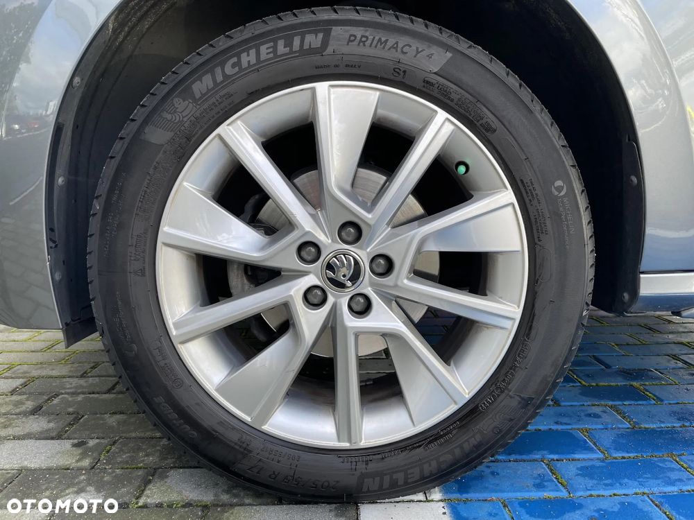 Skoda Kamiq 1.5 TSI Style DSG - 19