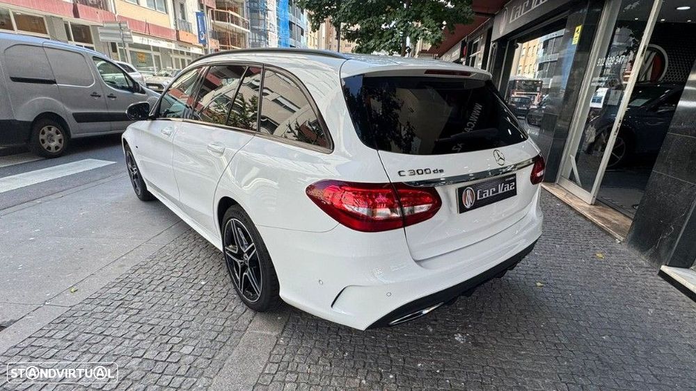 Mercedes-Benz C 300 - 7