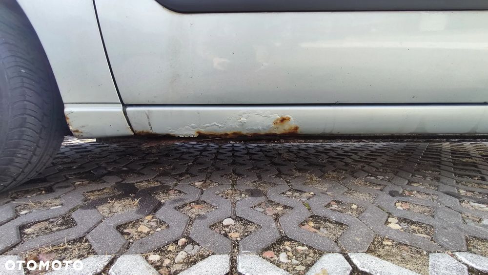 Ford Focus 1.6 Comfort - 15