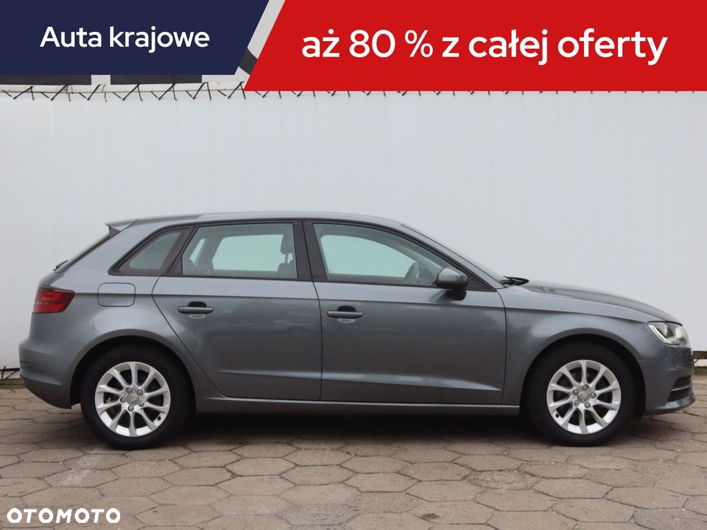 Audi A3 Sportback - 8