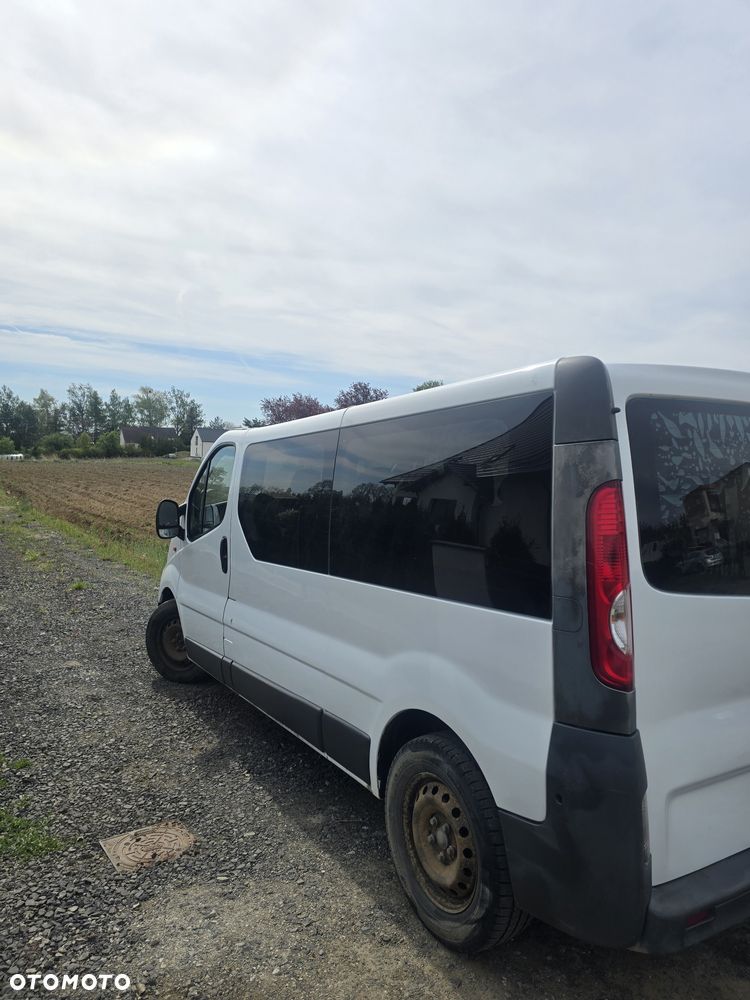 Opel Vivaro - 6