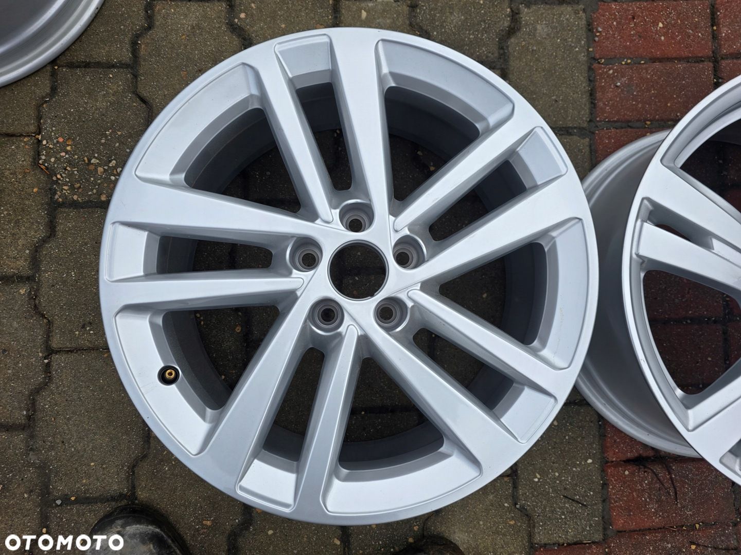 AUDI A6 C8 4K0601025BH 5X112 ET39 18" 8J 1X - 1