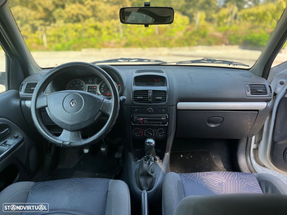 Renault Clio 1.5 dCi Confort Dynamique - 11
